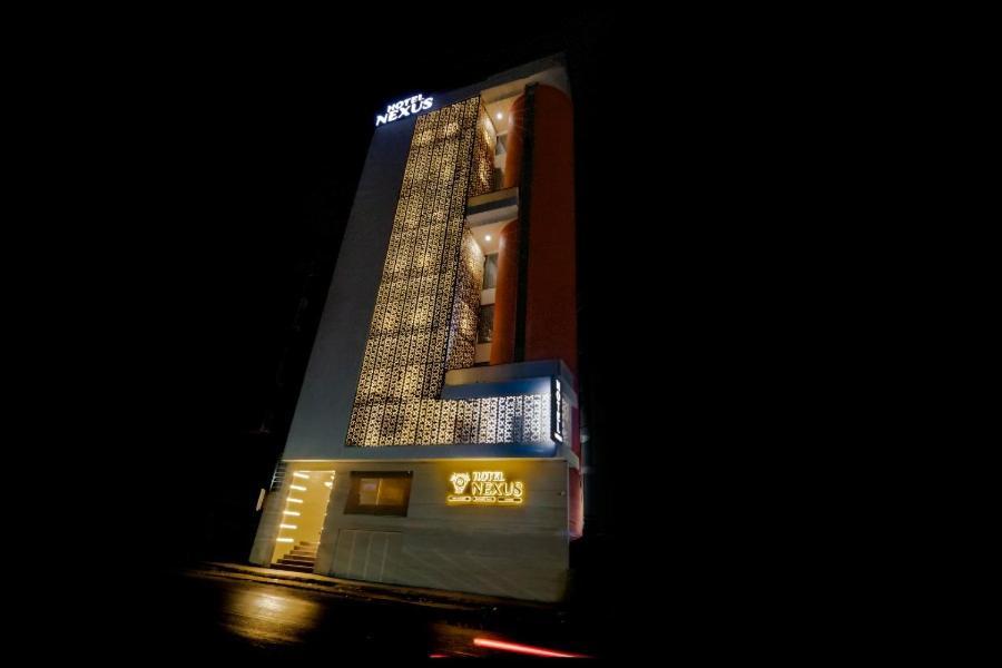 Hotel Nexus Rajkot Buitenkant foto